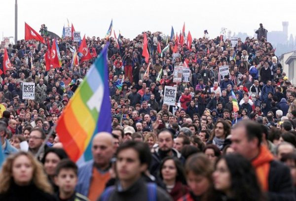 Firenze città bifronte, conformista e resistente nel nuovo libro di Riccardo Michelucci