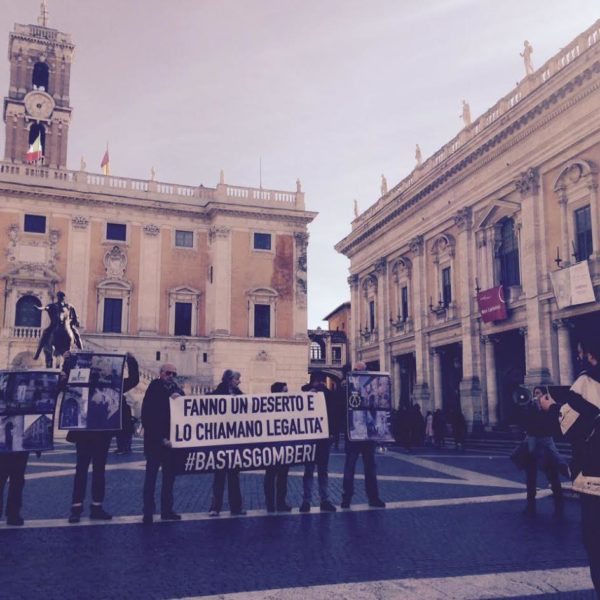 Un anno fa lo sgombero del Rialto, oggi è un'edificio vuoto: Raggi fa un deserto e lo chiama legalità!