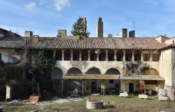 San Gimignano. Privatizzare (di fatto) la città storica