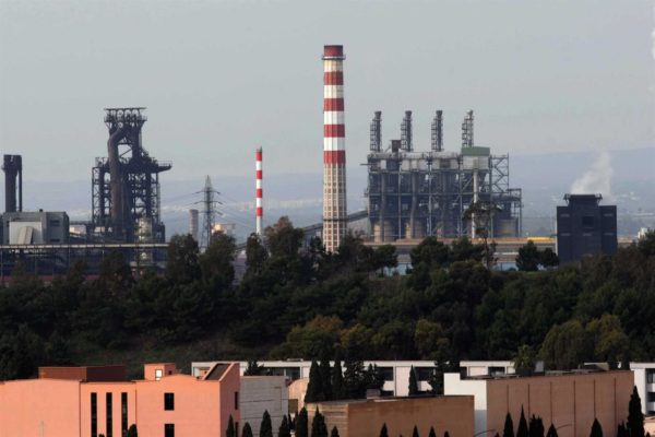 Ilva, Taranto, vogliamo la salute, vogliamo il lavoro, vogliamo giustizia!