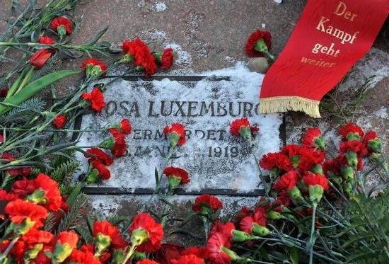 Da Berlino: alla memoria di Rosa e Karl