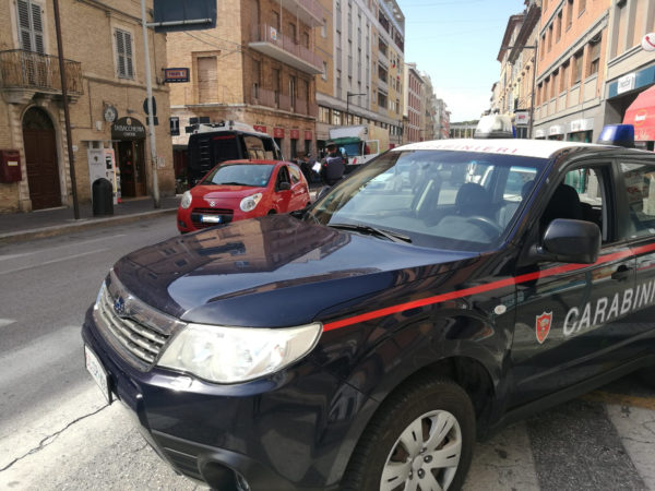 L’autoritarismo non ci aiuterà a sconfiggere la pandemia