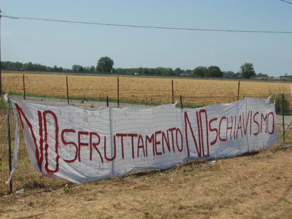 Sciopero braccianti: nelle campagne mancano i diritti, non la manodopera