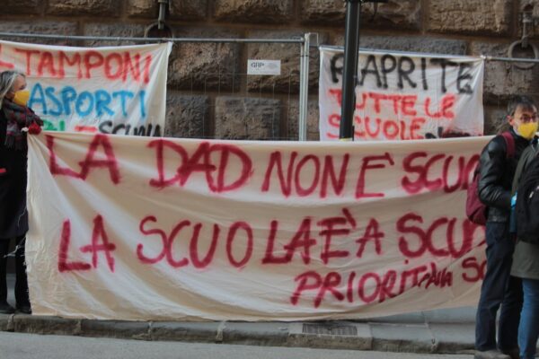 Priorità alla scuola: rientro discontinuo e lacunoso