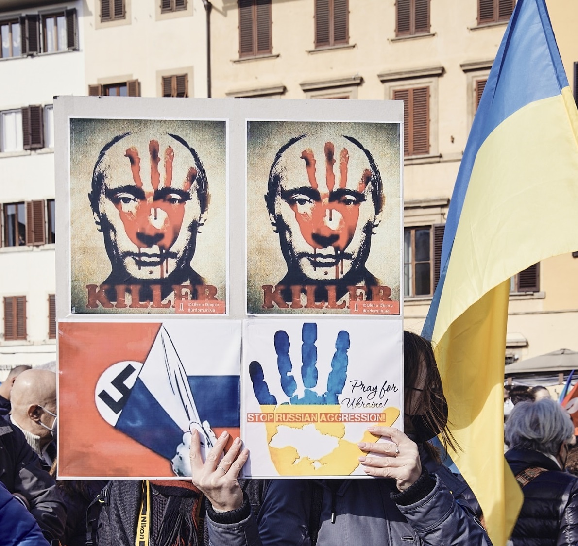 Manifestazione contro la guerra in Ucraina a Firenze