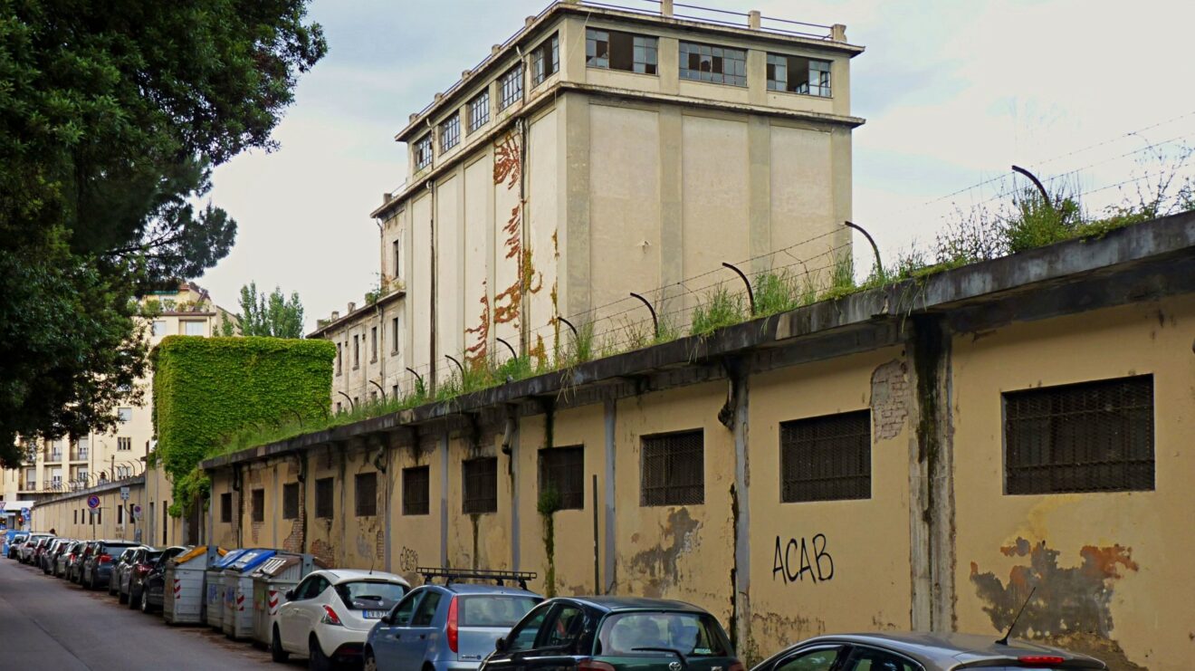 Crollo al cantiere Esselunga, quando il profitto colpisce a morte