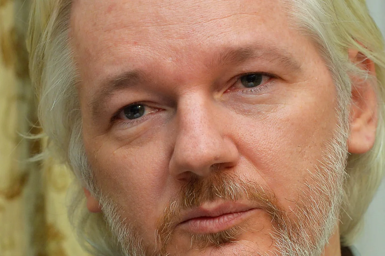 Il destino di Assange è legato alla lotta per la libertà di espressione
