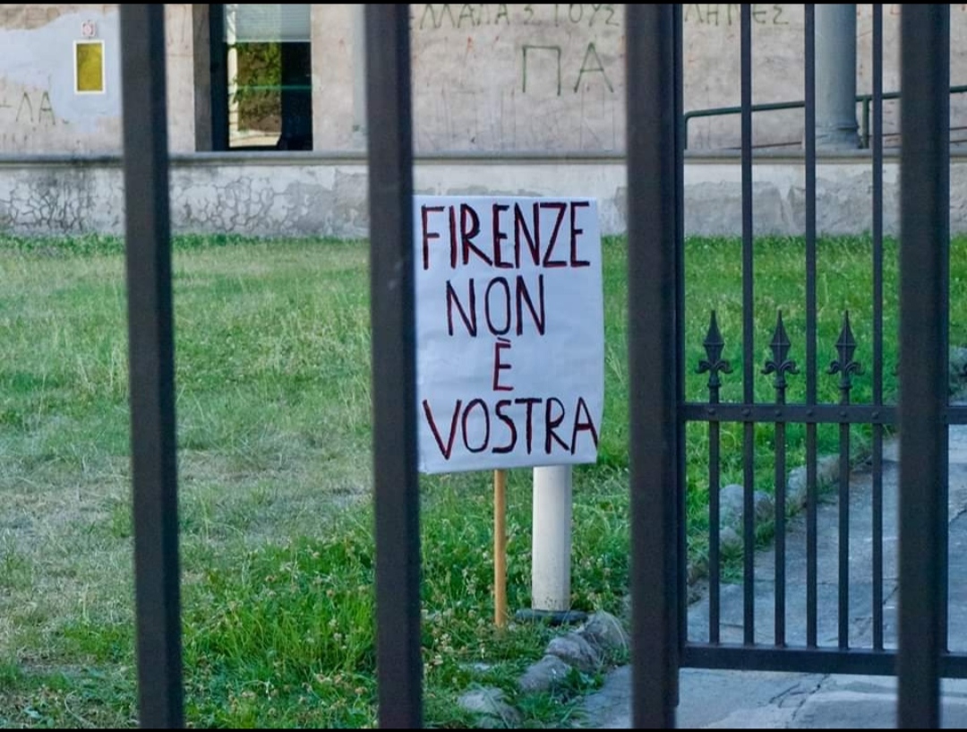 Giù le mani dalla Polveriera