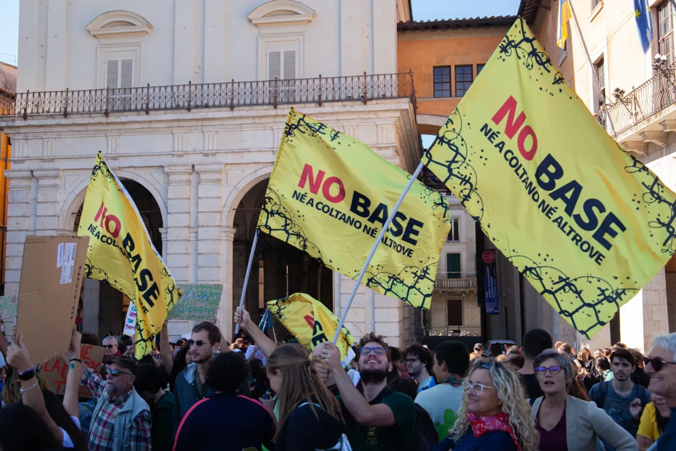 Nel decreto Infrastrutture anche la base militare di Coltano. Ma la resistenza continua